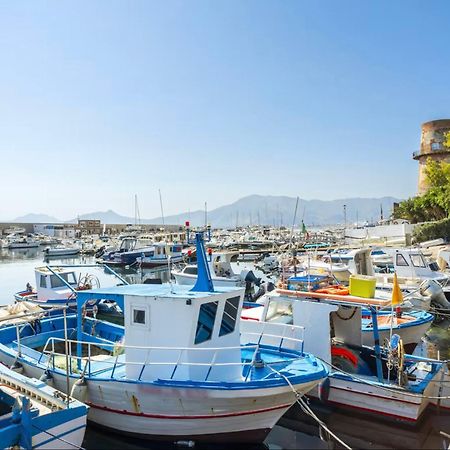 La Barca Sul Mare Apartment Палермо Екстериор снимка