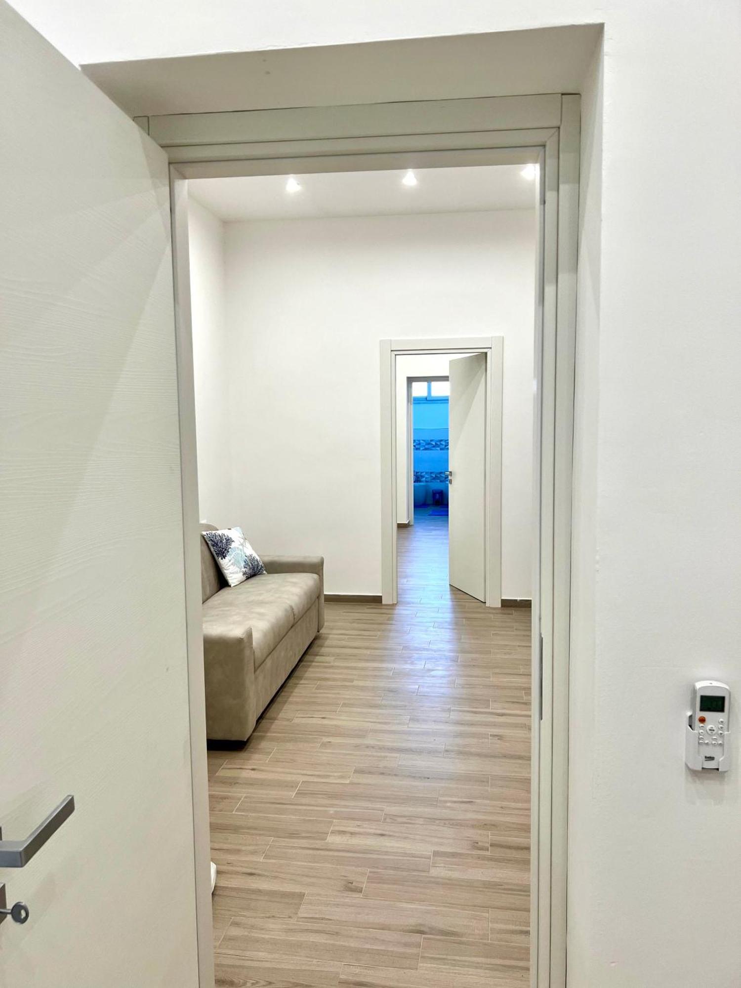 La Barca Sul Mare Apartment Палермо Екстериор снимка