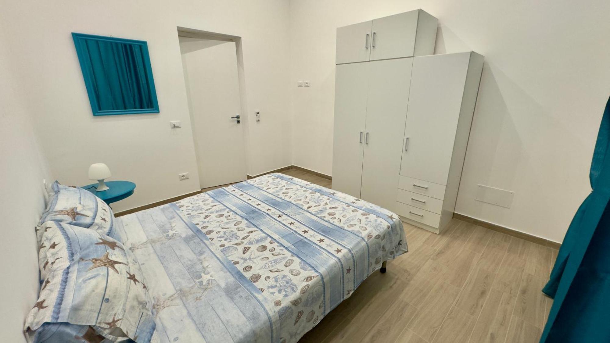 La Barca Sul Mare Apartment Палермо Екстериор снимка