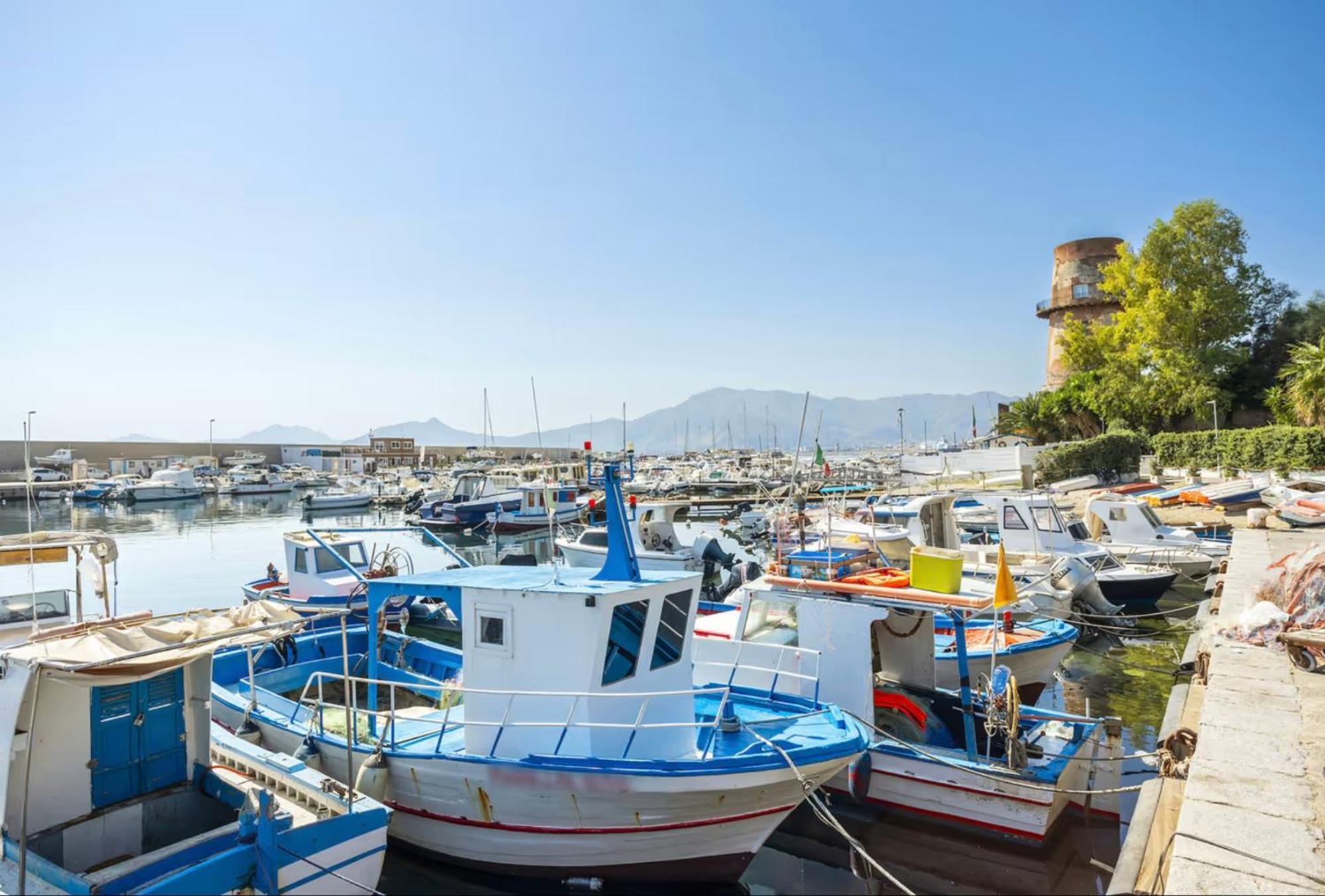 La Barca Sul Mare Apartment Палермо Екстериор снимка